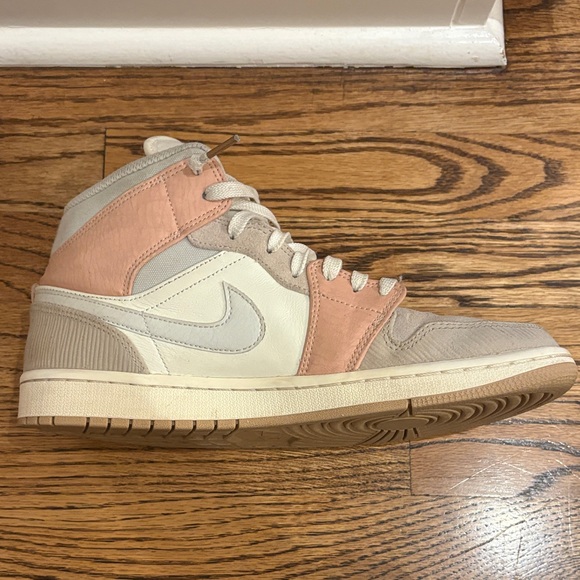 Jordan Women's Sneakers - Peach and Cream - Picture 2 of 6